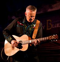 Tommy Emmanuel  @ The 2012 Rivercity Bluegrass Festival_-2