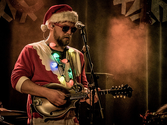 Cascade Crescendo @ The Polecat Yuletide Celebration 12-7-2018-7