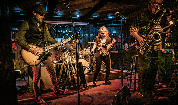 Kevin Selfe & The Portland Blues All-Star Band & Lisa Mann & Allen Marke 12-22-18-34