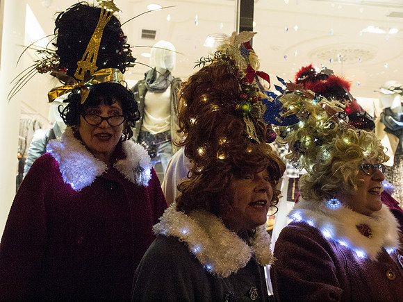 The Beaconettes @ The Great Figgy Pudding Caroling Contest 2012-25