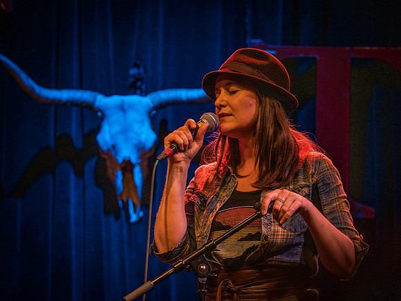 I Draw Slow @ The Tractor Tavern 03-14-2019-16