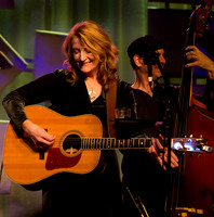 Claire Lynch @ Wintergrass 2012-5