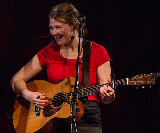 Della Mae @ Wintergrass 2013-2