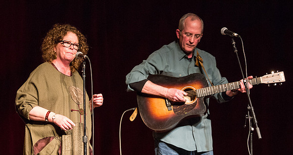 Mollie O'Brien & Rich Moore with Eric Thorin @ Wintergrass 2013-8