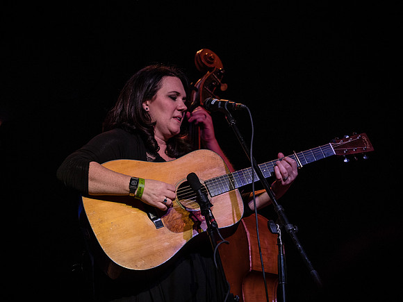 Kenny & Amanda Smith @ Wintergrass 2018-13