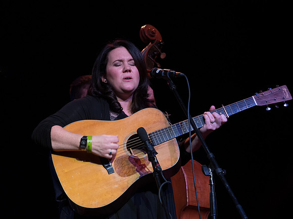 Kenny & Amanda Smith @ Wintergrass 2018-12