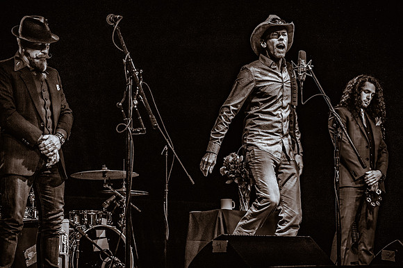 Wintergrass 2019 Jonathan Byrd & The Pickupup Cowboys_-16