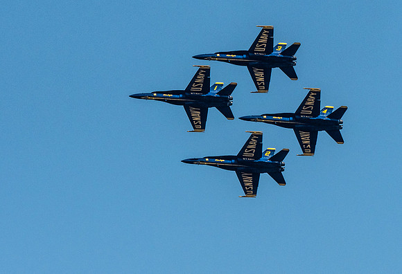 Blue Angels @ Seafair 2018-10