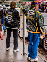 Seahawks fans vs Green Bay fans 1-17-15