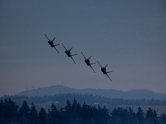 The Blue Angels @ Lake Washington 2012 Seafair-15