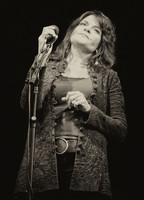 Rosanne Cash @ Zootunes 2012-4