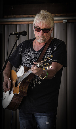 Michael O'Neill @ The 2012 Slowroots Festival-3