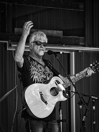 Michael O'Neill @ The 2012 Slowroots Festival-5