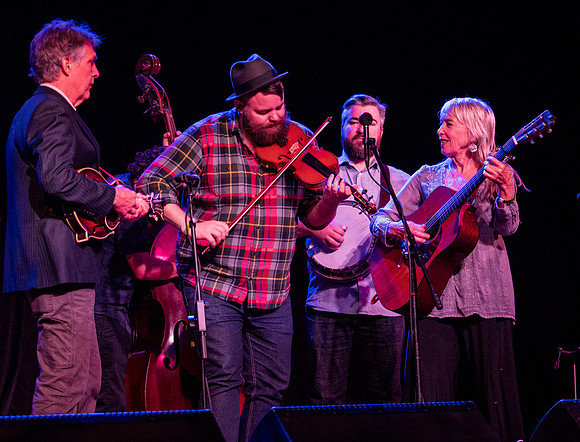 Laurie Lewis & The Right Hands @ Wintergrass 2018-7