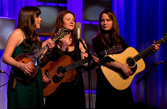 Della Mae@ Wintergrass 2012-2