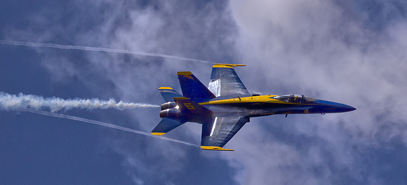 The Blue Angels @ Lake Washington 2011 Seafair-12
