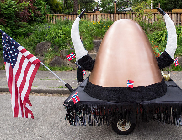 Syttende Mai Parade May 2012 Pre Parade Pictures-25