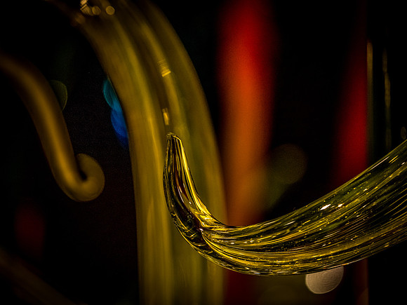 Chihuly Garden and Glass Set 2-12