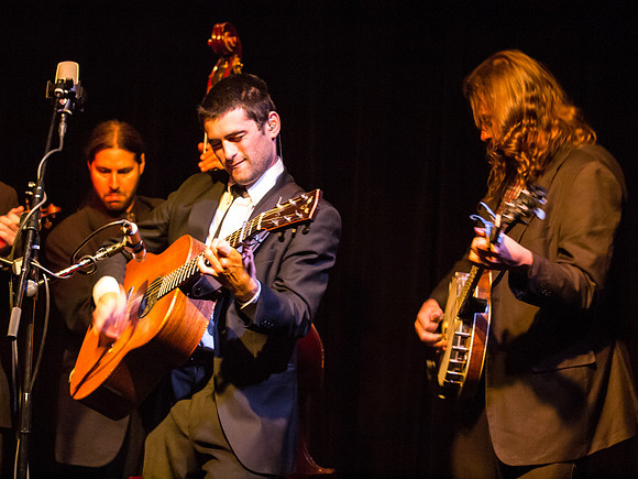 The Henhouse Prowlers @ The Royal Room 10-2012-5