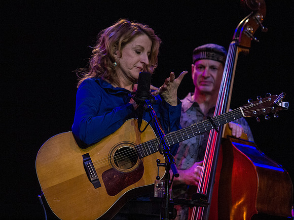 The Claire Lynch Band @ The Triple Door 1-20-13-29