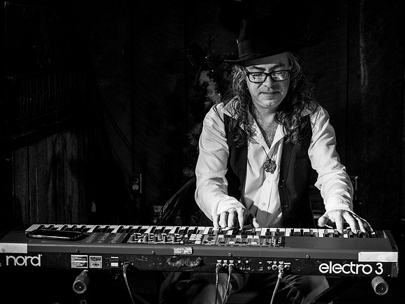 Kevin Selfe & The Portland Blues All-Star Band & Lisa Mann & Allen Marke 12-22-18-60