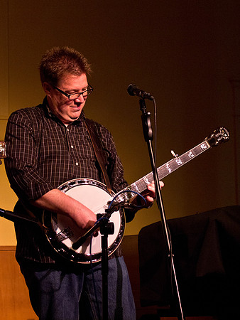 Chris Jones & The Night Drivers @ The Thumbnail Theatre 4-2-2011-19