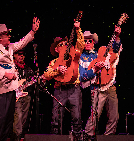 Red Knuckles & The Trailblazers @ The Triple Door 1-17-18-8