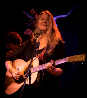 Della Mae @ The Tractor Tavern 5-6-15