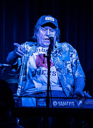 Commander Cody @ 9 Wallis Club Beverly, MA Set 1-8