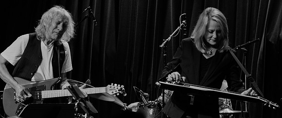 Albert Lee & Cindy Cashdollar @ Jazz Alley July 2015-13