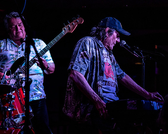 Commander Cody @ 9 Wallis Club Beverly, MA Set 1-11