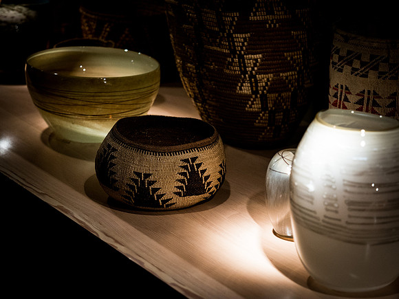 Chihuly Garden and Glass Set 2-3