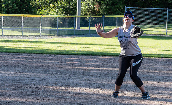 Axia Home Loans Softball Practice 6-26-18-12