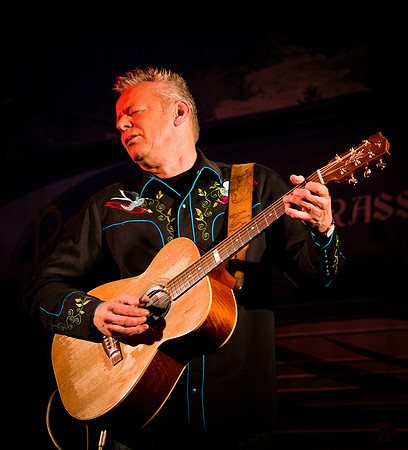 Tommy Emmanuel  @ The 2012 Rivercity Bluegrass Festival_-5