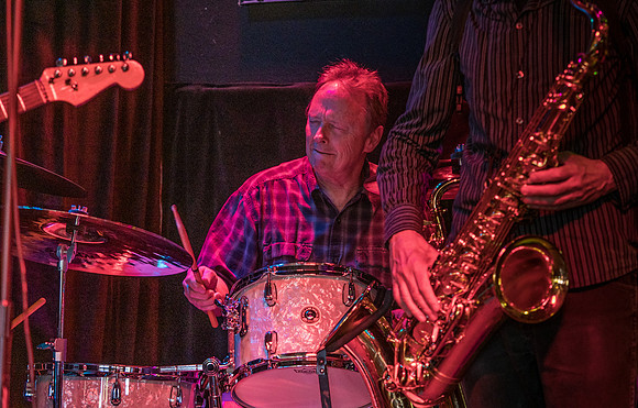 Kevin Selfe & The Tornadoes @ The Blue Diamond 5-5-19-32