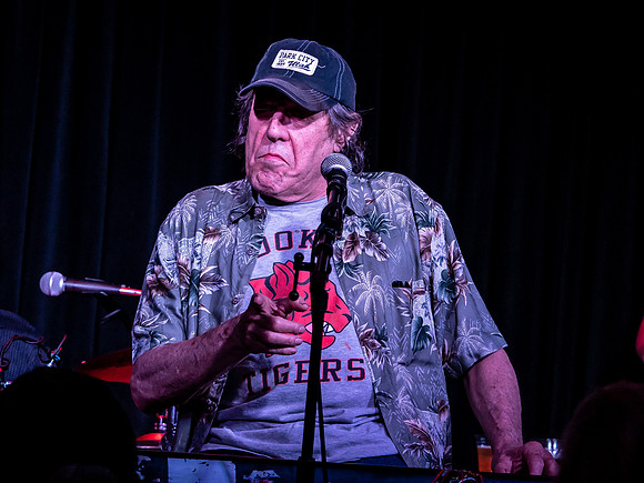 Commander Cody @ 9 Wallis Club Beverly, MA Set 1-4