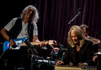 Albert Lee & Cindy Cashdollar @ Jazz Alley July 2015-3