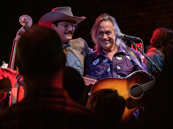 Jim Lauderdale @ The Tractor Tavern 12-4-18-20