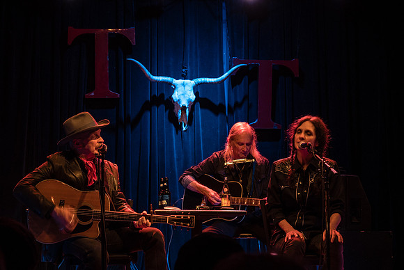 Dave Alvin & Jimmie Dale Gilmore @ The Tractor Tavern 2-15-18-17