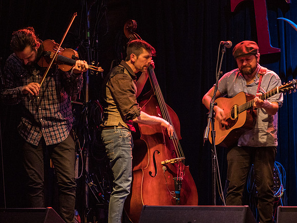 I Draw Slow @ The Tractor Tavern 03-14-2019-7