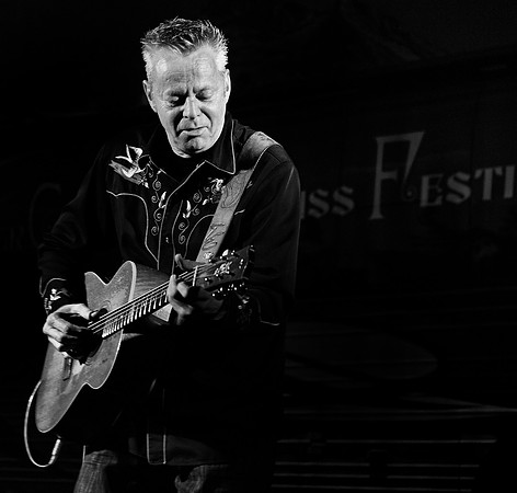 Tommy Emmanuel  @ The 2012 Rivercity Bluegrass Festival_-11