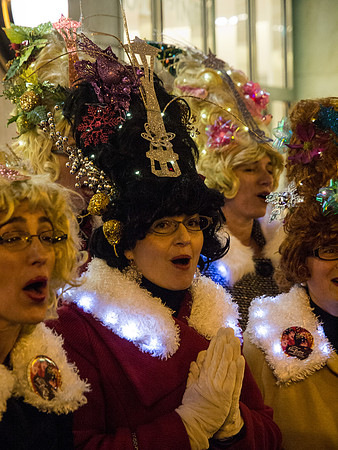 The Beaconettes @ The Great Figgy Pudding Caroling Contest 2012-4