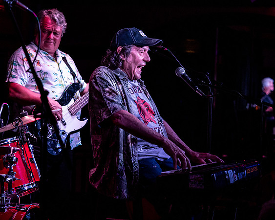 Commander Cody @ 9 Wallis Club Beverly, MA Set 1-21