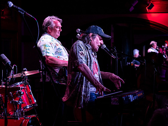 Commander Cody @ 9 Wallis Club Beverly, MA Set 1-17