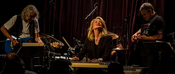 Albert Lee & Cindy Cashdollar @ Jazz Alley July 2015-27