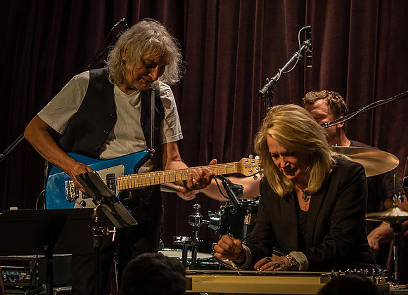 Albert Lee & Cindy Cashdollar @ Jazz Alley July 2015-26