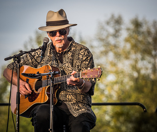 Crary, Evans and Barnick @ The Hovander Homestead Bluegrass Festival 2018-12