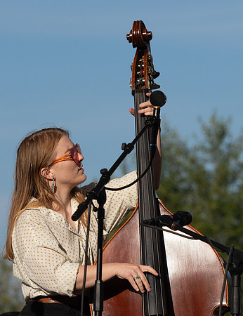 Laurie Lewis & The Right Hands @ The Hovander Bluegrass Festival 2018-10