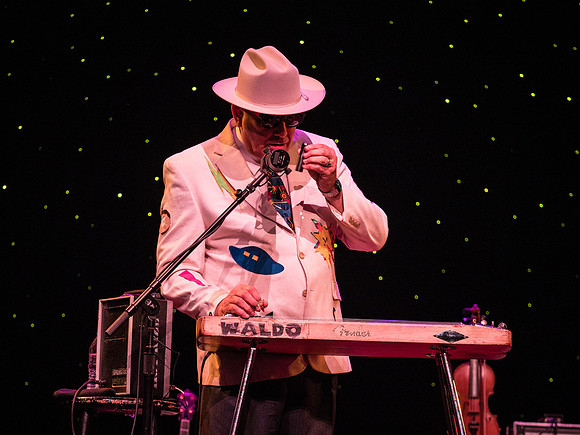 Red Knuckles & The Trailblazers @ The Triple Door 1-17-18-9