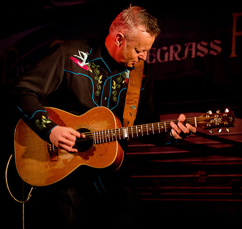 Tommy Emmanuel  @ The 2012 Rivercity Bluegrass Festival_-4
